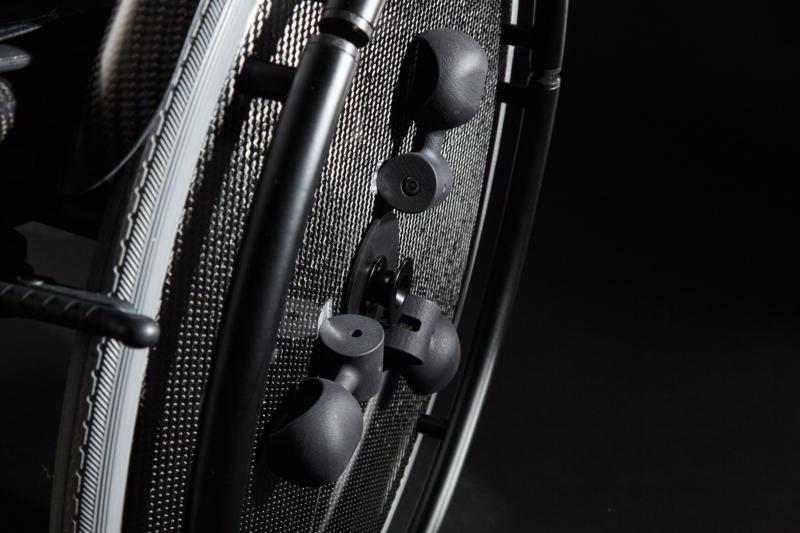 Trivida Produktaufnahmen Rollstuhl Rad Andreas Gerhardt Fotograf Freiburg Studioaufnahmen Carbon Lifestyle